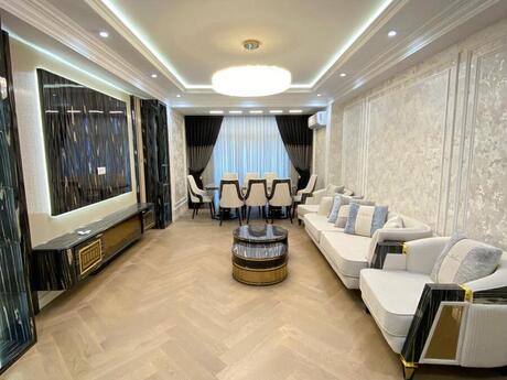 Elan №5861714 - Bakı, Şah İsmayıl Xətai m., 3 otaqlı, 161 m², 10/19 mərtəbə