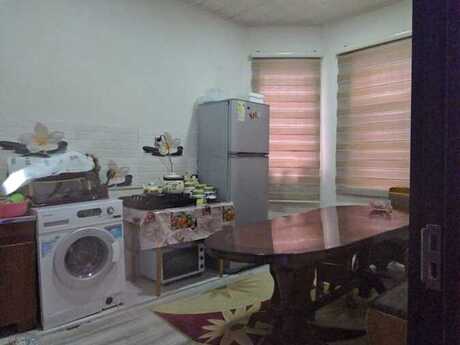 5 otaqlı həyət evi/bağ evi - Yeni Ramana q. - 180 m²