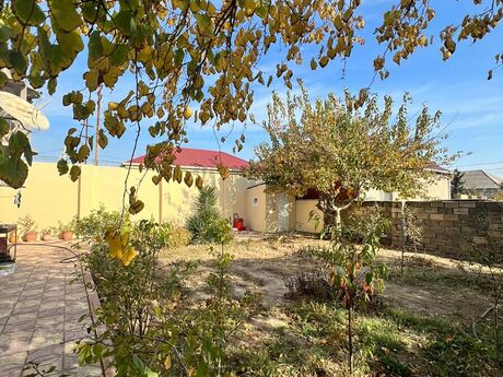 4 otaqlı həyət evi/bağ evi - Biləcəri q. - 400 m²