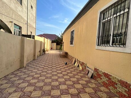 4 otaqlı həyət evi/bağ evi - Biləcəri q. - 400 m²