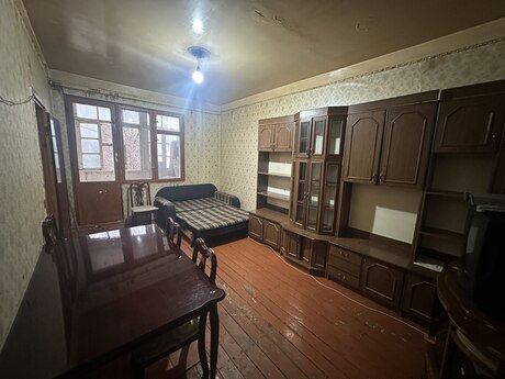 Elan №5862373 - Bakı, Memar Əcəmi m., 2 otaqlı, 45 m², 2/5 mərtəbə