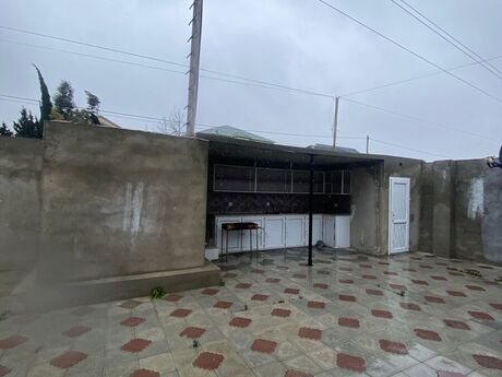 8 otaqlı həyət evi/bağ evi - Hövsan q. - 300 m²