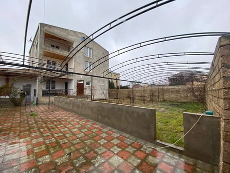 11 otaqlı həyət evi/bağ evi - Hövsan q. - 369 m²