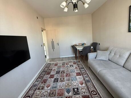 3 otaqlı köhnə tikili - Əhmədli m. - 65 m²