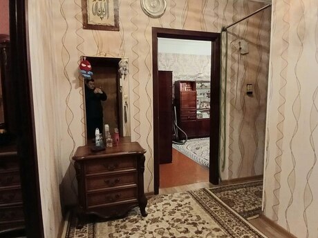 3 otaqlı köhnə tikili - Xalqlar Dostluğu m. - 80 m²