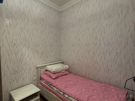 2 otaqlı köhnə tikili - Elmlər Akademiyası m. - 30.6 m²