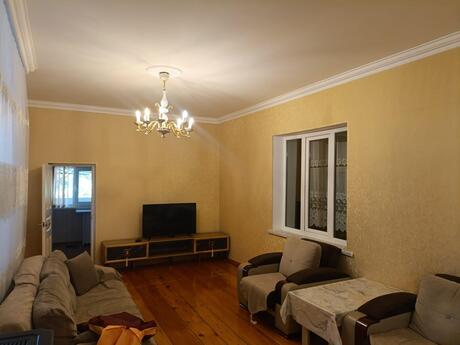Satılır 4 otaqlı həyət evi/bağ evi 150 m², Gəncə