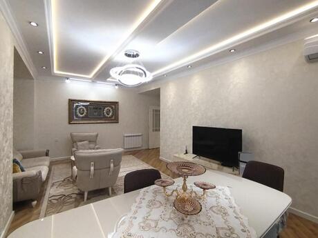 3 otaqlı yeni tikili - 8 Noyabr m. - 148 m²