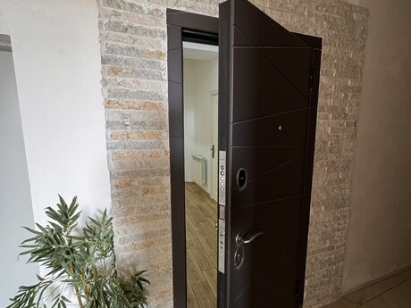 2 otaqlı yeni tikili - Xırdalan - 75.5 m²