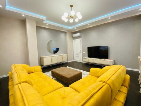 Аренда: 3-комнатная квартира, 128 м², Nizami: 2 300 ₼/мес 3