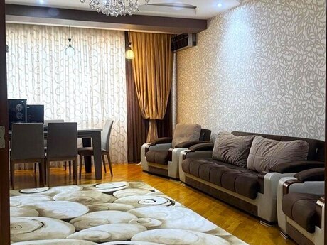 Elan №5863756 - Bakı, Nəsimi m., 3 otaqlı, 135 m², 2/18 mərtəbə