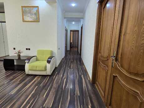 3 otaqlı yeni tikili - Nizami m. - 175 m²