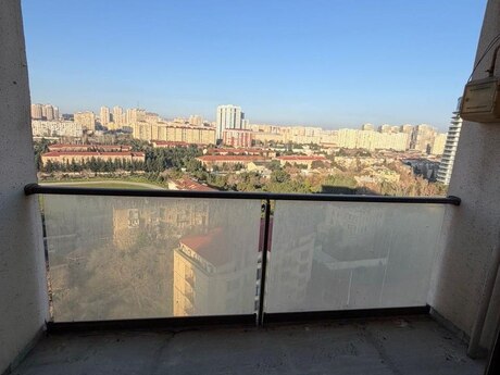 4 otaqlı yeni tikili - Nizami m. - 200 m²