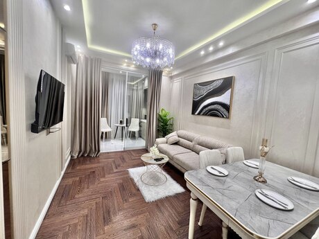 Elan №5700777 - Bakı, Nərimanov r., 2 otaqlı, 70 m², 13/16 mərtəbə