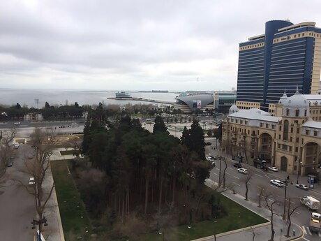 3 otaqlı köhnə tikili - 28 May m. - 100 m²
