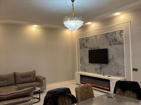 4 otaqlı həyət evi/bağ evi - Şüvəlan q. - 150 m²