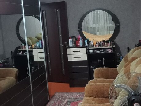 2 otaqlı köhnə tikili - Memar Əcəmi m. - 47 m²