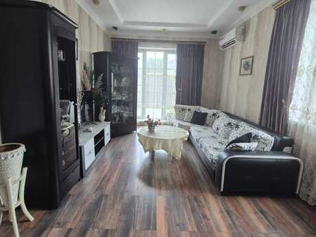 3 otaqlı həyət evi/bağ evi - Buzovna q. - 100 m²