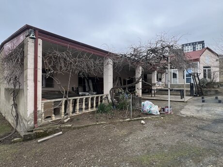 Obyekt - Hökməli q. - 150 m²