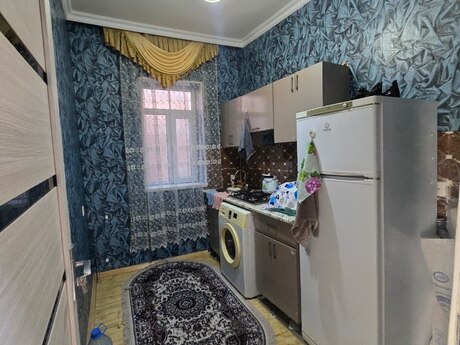 Satılır 2 otaqlı həyət evi/bağ evi 150 m², Binə q.