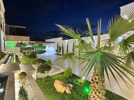 5 otaqlı həyət evi/bağ evi - Mərdəkan q. - 290 m²
