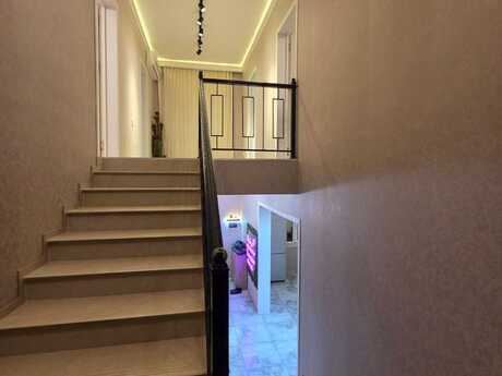 5 otaqlı həyət evi/bağ evi - Şağan q. - 220 m²