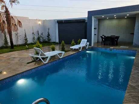 3 otaqlı həyət evi/bağ evi - Şüvəlan q. - 150 m²