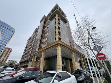 Объявление №5865722 - Баку, м. Шах Исмаил Хатаи, 5-комн., 252 м², 8/10 этаж
