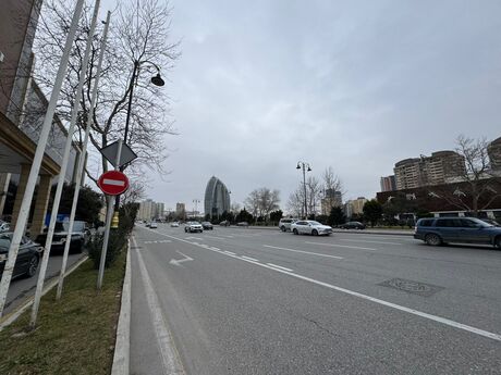4 otaqlı yeni tikili - Şah İsmayıl Xətai m. - 252 m²