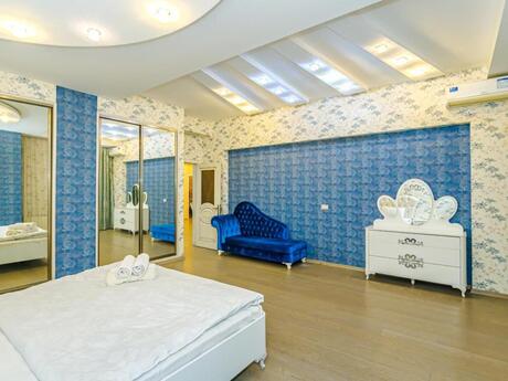 4 otaqlı yeni tikili - Sahil m. - 176 m²