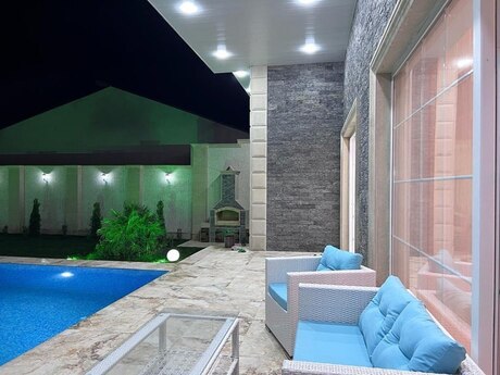 4 otaqlı həyət evi/bağ evi - Mərdəkan q. - 200 m²
