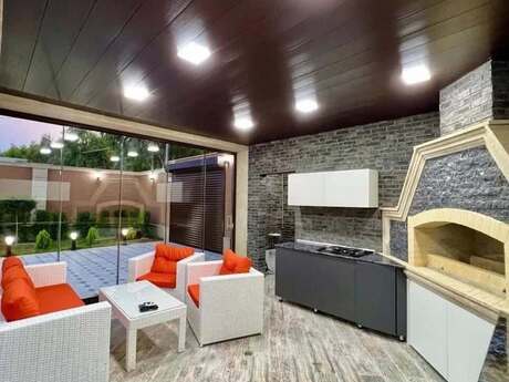 4 otaqlı həyət evi/bağ evi - Mərdəkan q. - 180 m²