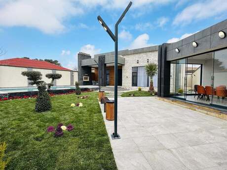 4 otaqlı həyət evi/bağ evi - Novxanı q. - 180 m²