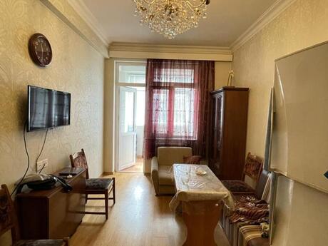 Elan №5866635 - Bakı, Elmlər Akademiyası m., 2 otaqlı, 50 m², 8/14 mərtəbə