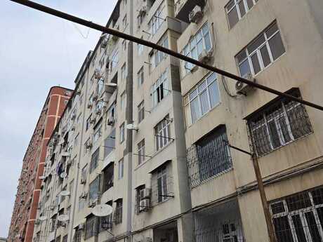 Obyekt - İnşaatçılar m. - 298 m²
