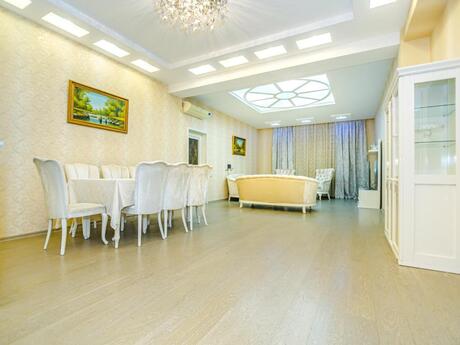 4 otaqlı yeni tikili - Sahil m. - 176 m²