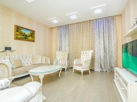 4 otaqlı yeni tikili - Sahil m. - 176 m²