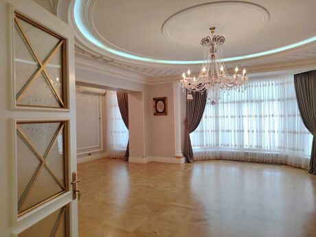 4 otaqlı yeni tikili - Şah İsmayıl Xətai m. - 285 m²