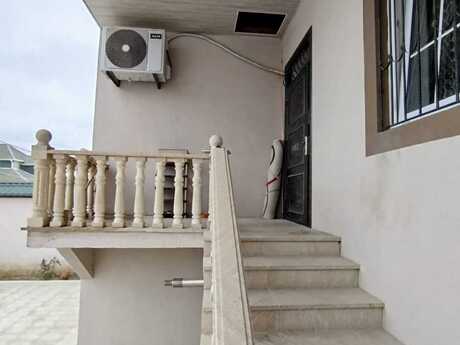 4 otaqlı həyət evi/bağ evi - Biləcəri q. - 125 m²