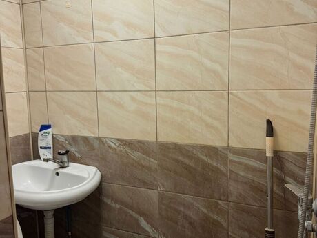 2 otaqlı köhnə tikili - 28 May m. - 40 m²