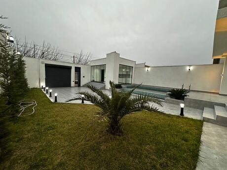 4 otaqlı həyət evi/bağ evi - Mərdəkan q. - 160 m²