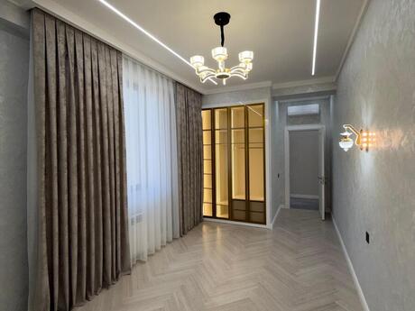 4 otaqlı yeni tikili - Şah İsmayıl Xətai m. - 172 m²