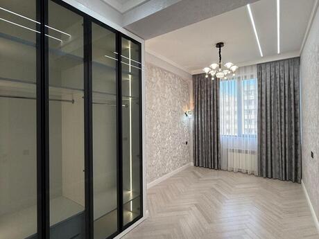 4 otaqlı yeni tikili - Şah İsmayıl Xətai m. - 172 m²