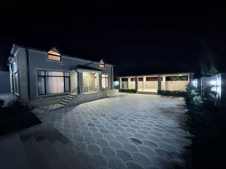 6 otaqlı həyət evi/bağ evi - Mərdəkan q. - 240 m²