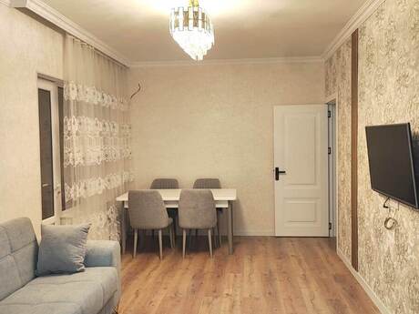 2 otaqlı köhnə tikili - Memar Əcəmi m. - 45 m²