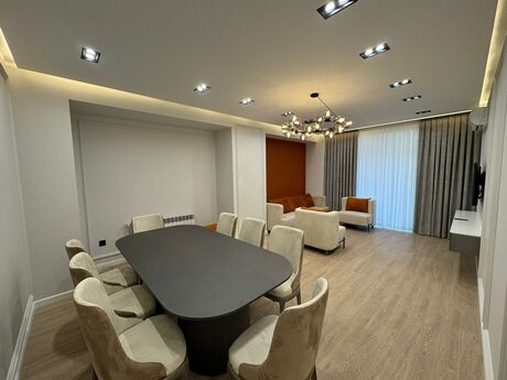 Grand Hayat kompleksində 3 otaqlı yeni tikili mənzil kirayə verilir, 148 m², 1 700 AZN/ay, şəkil 5 / 12