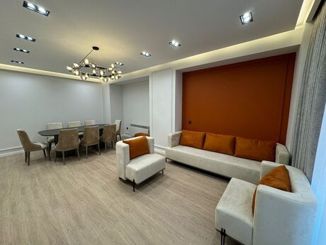 3 otaqlı yeni tikili - 8 Noyabr m. - 148 m²