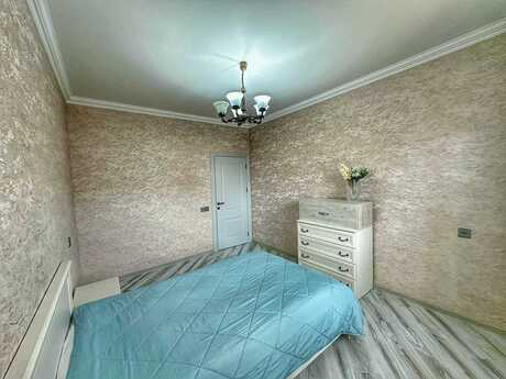 5 otaqlı köhnə tikili - Qaraçuxur q. - 125 m²