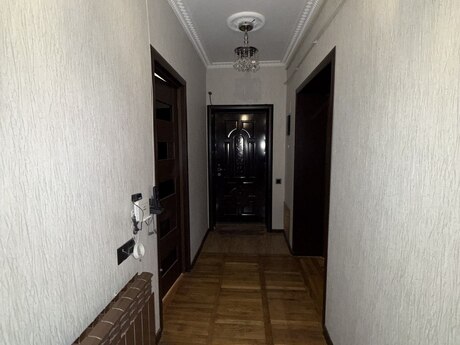 3-комн. вторичка - м. Халглар Достлугу - 100 м²