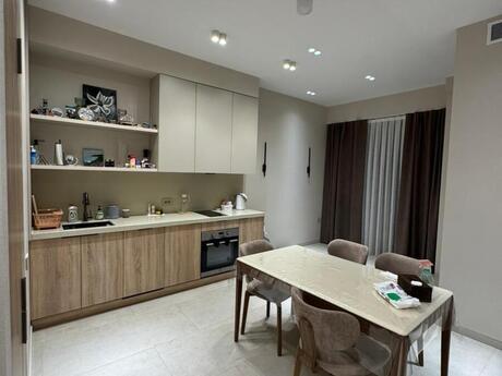 2 otaqlı yeni tikili - Şah İsmayıl Xətai m. - 70 m²